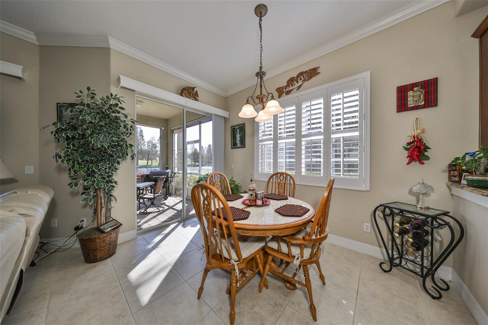 A lovely dinette area just off the kitchen is perfect for your morning coffee.