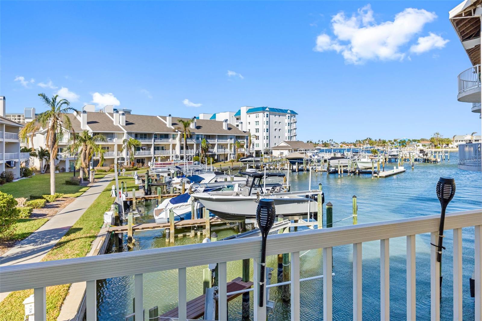 Your Dream Waterfront Home Awaits!