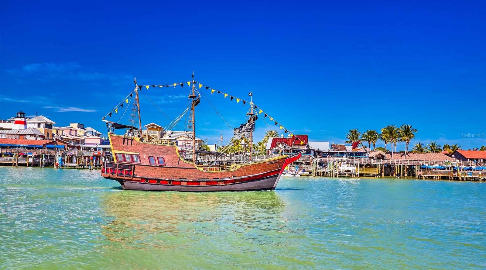 Johns Pass Treasure Island 5 minutes away