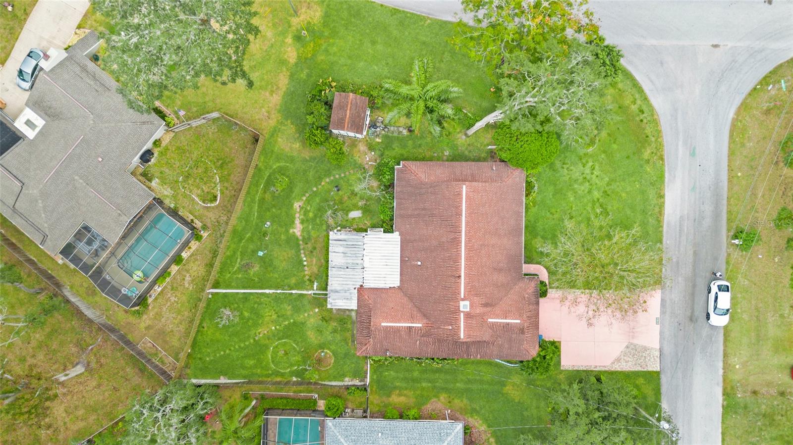 overview showing entire yard!!!