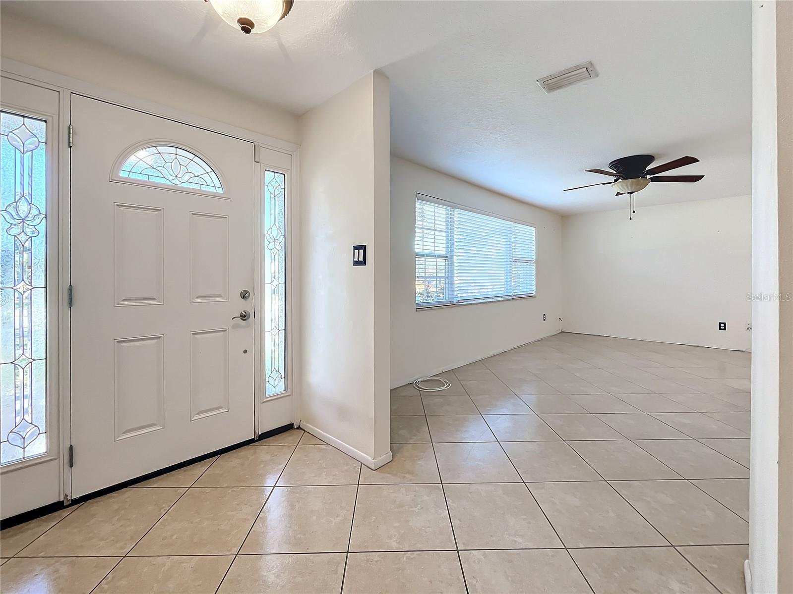 Foyer - Living Room