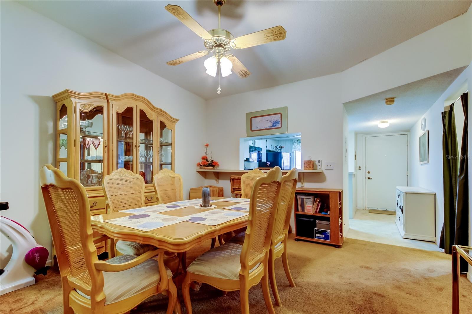 36. Owners Retreat (12.5' x 14.2') w Vaulted Ceiling is Off Living Area!