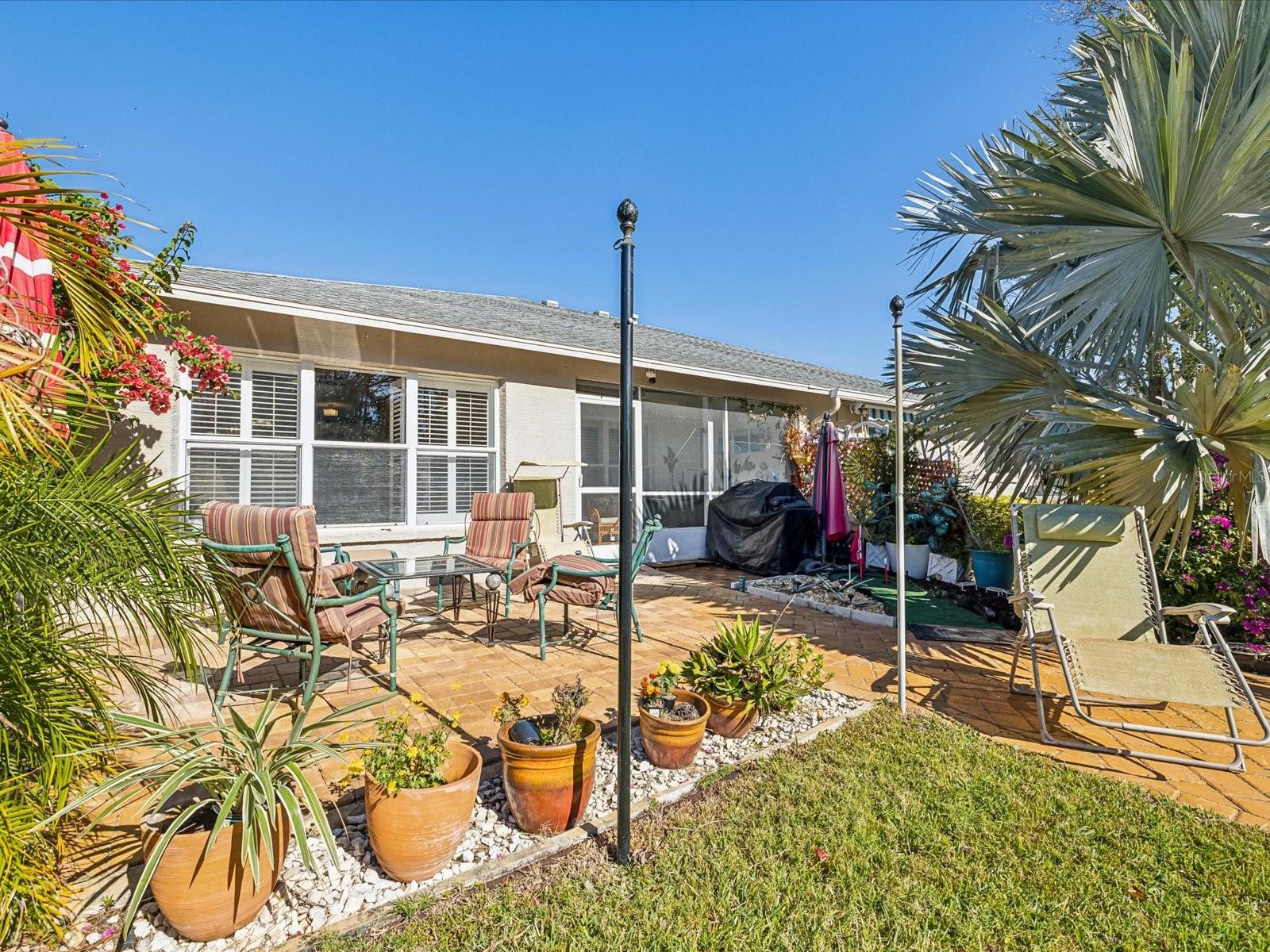 Custom extended private garden patio