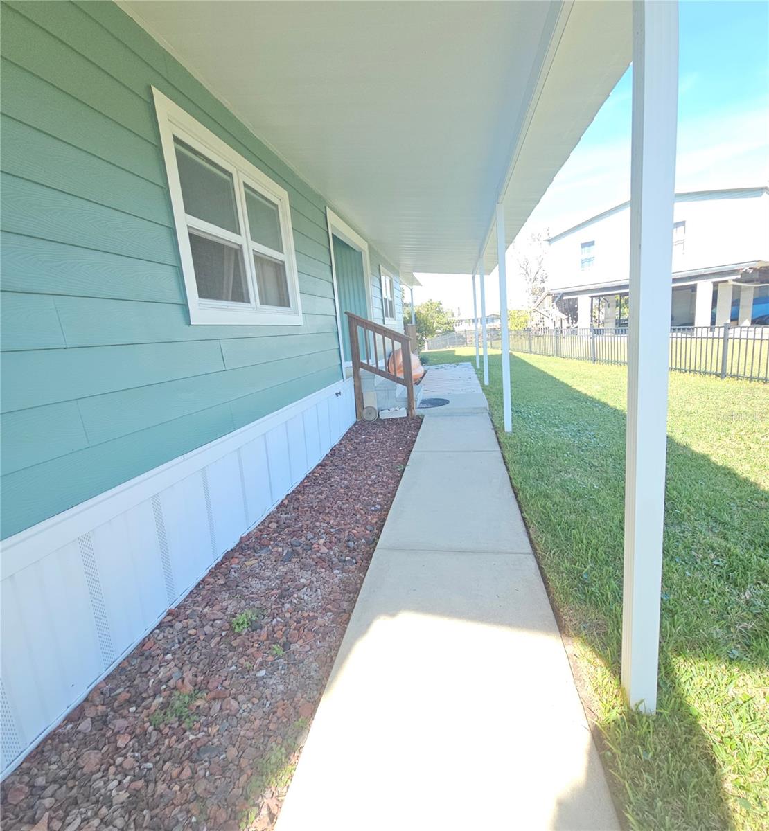 Covered walkway to the front door.