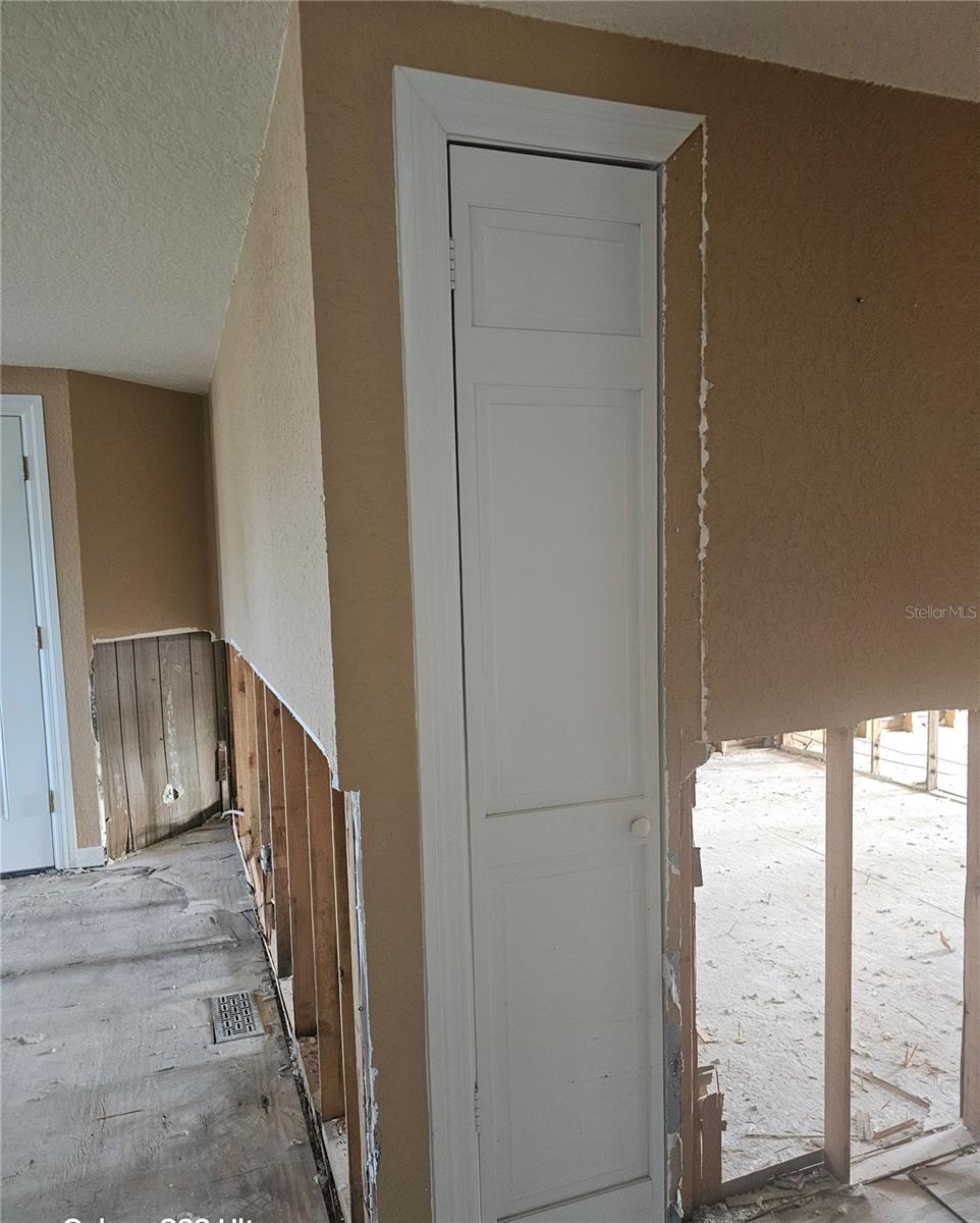 The one remaining door located in the hallway