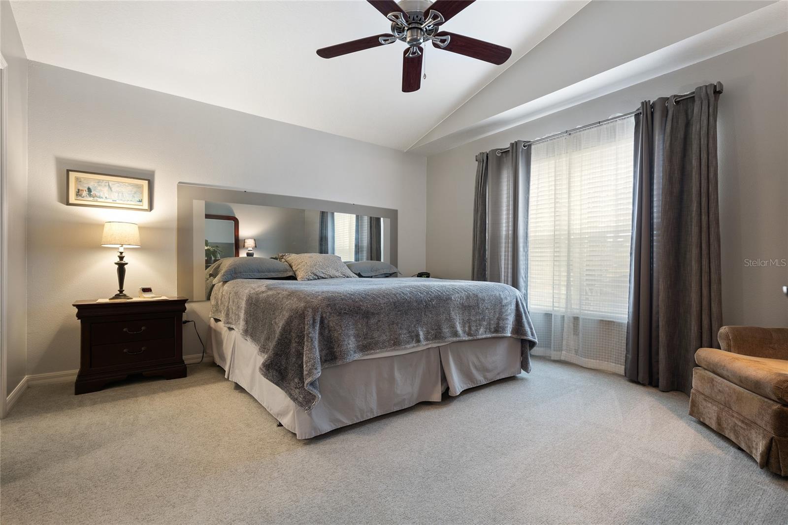 MASTER BEDROOM SUITE