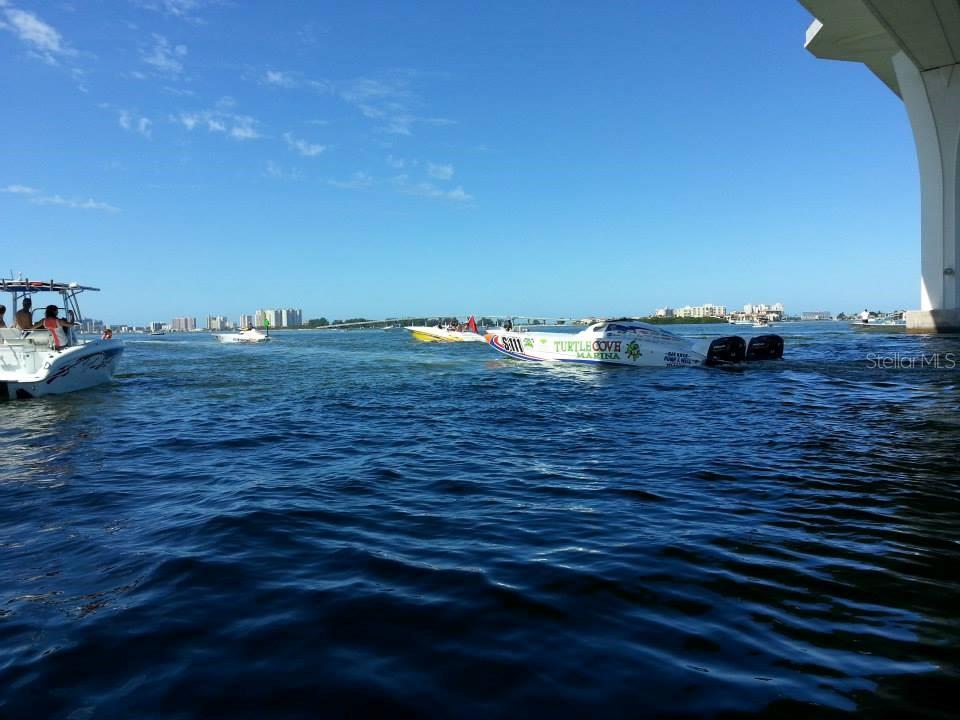 Power (Super) Boat Races at Clearwater Beach