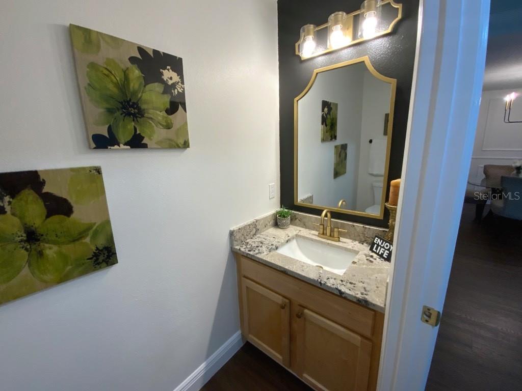 Guest half bath