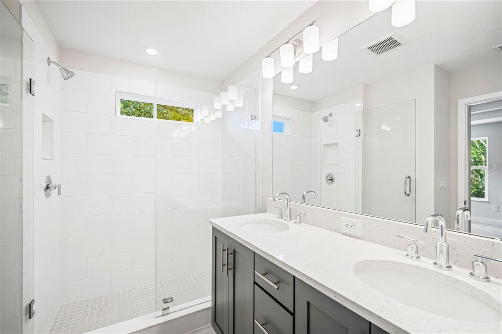Dual Sinks