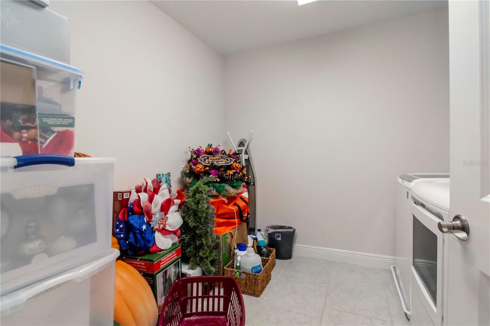 Large Laundry Room