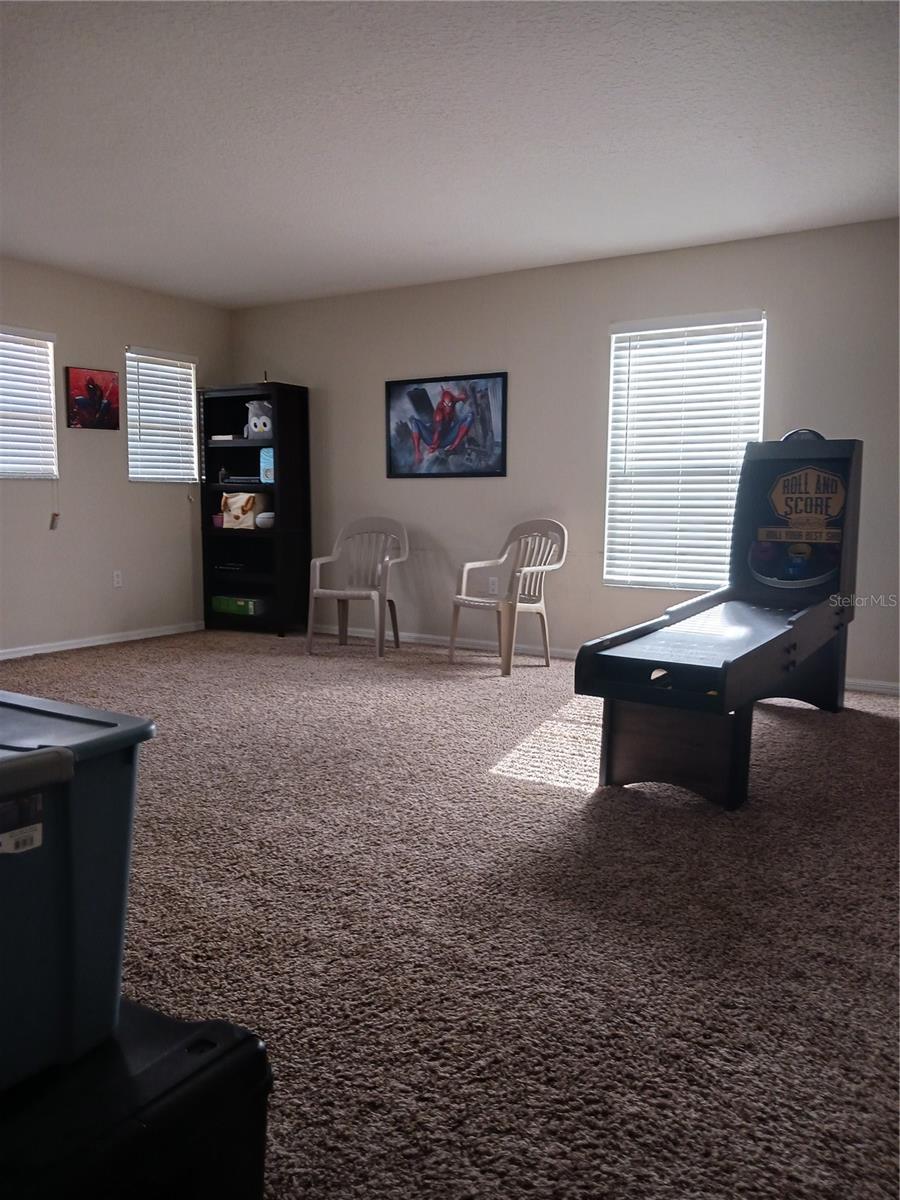 Game room R