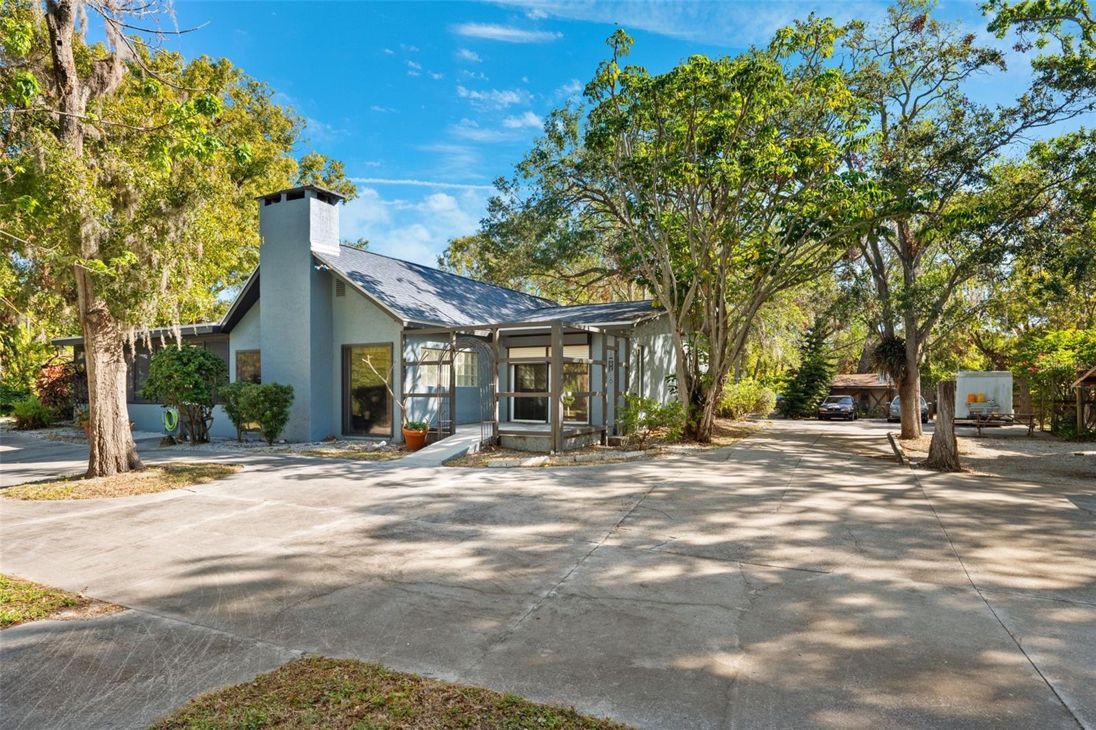 Area Photo