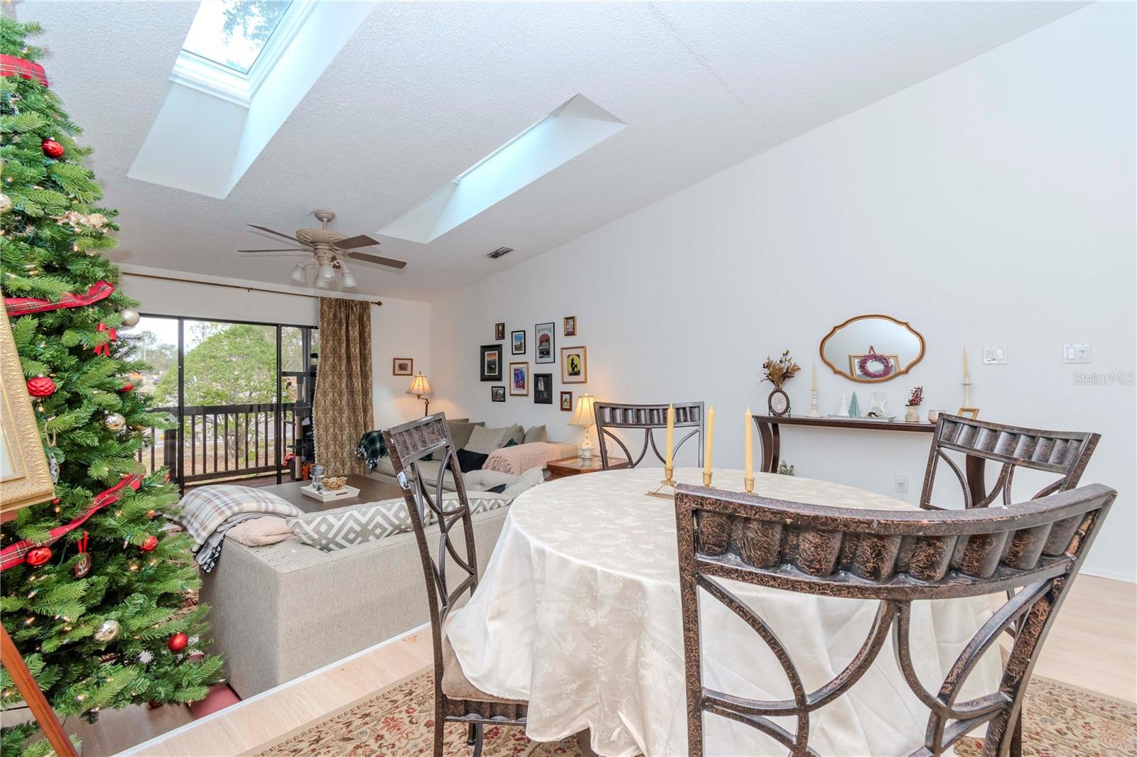 Enjoy plenty of natural light with two skylights!