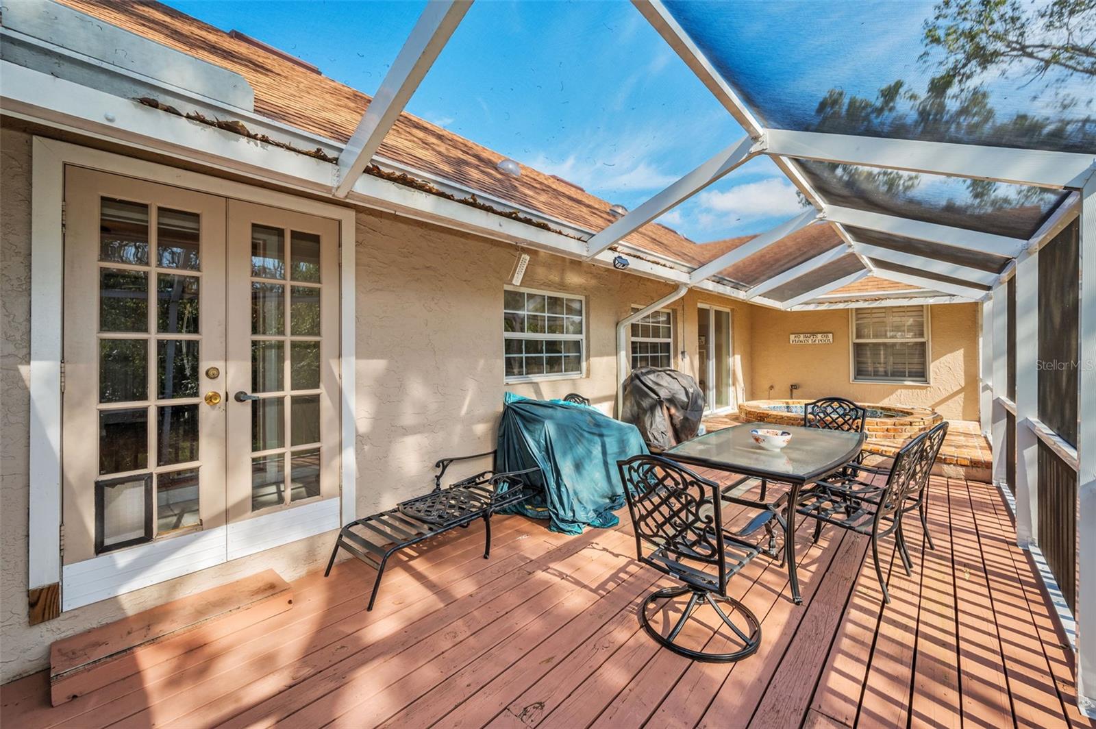 Screen Enclosed Back Porch