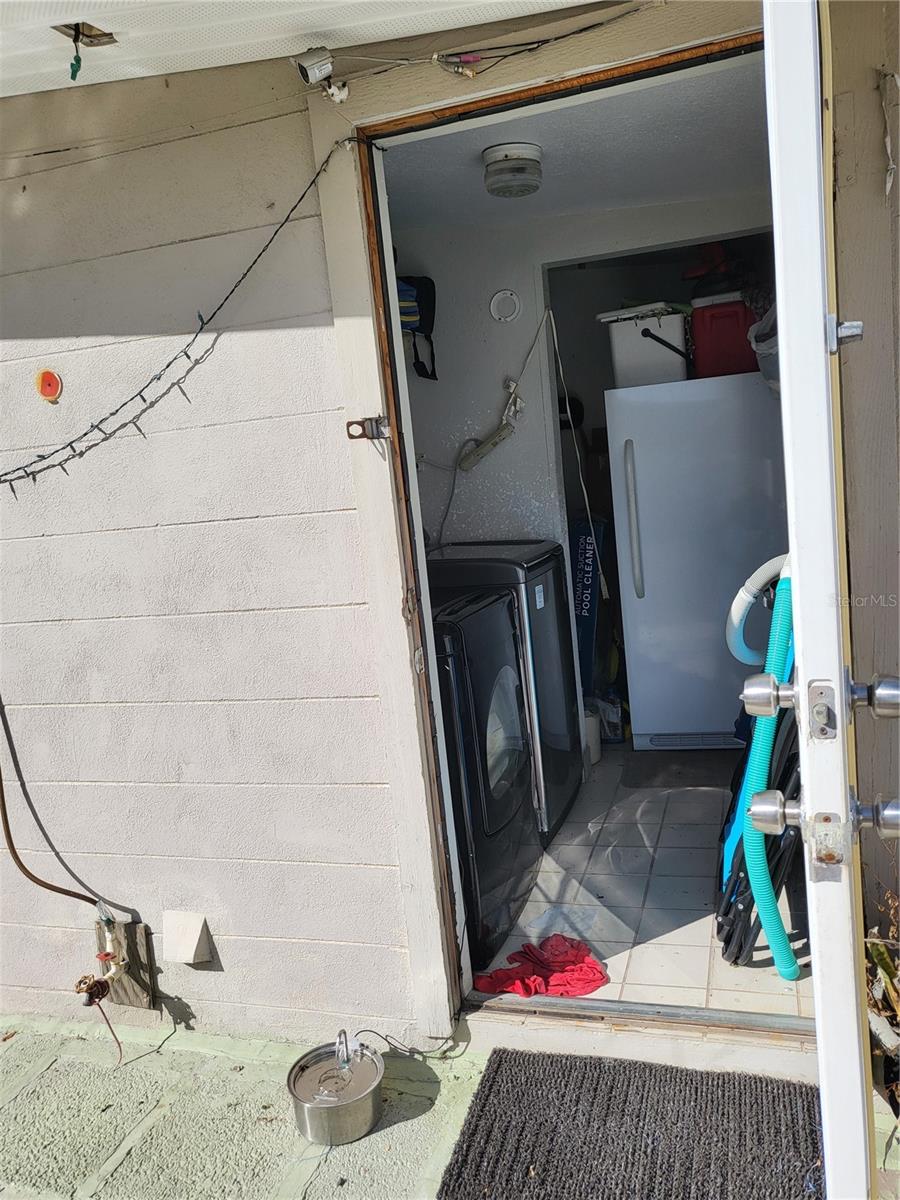 UTILITY ROOM WITH WASHER AND DRYER