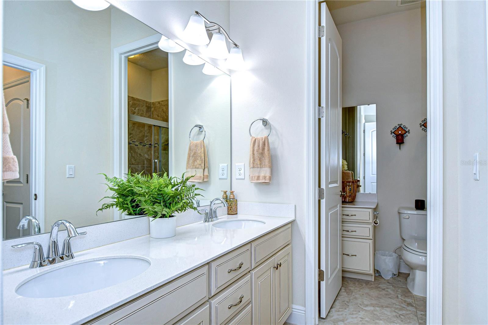 Third bathroom with dual sinks!