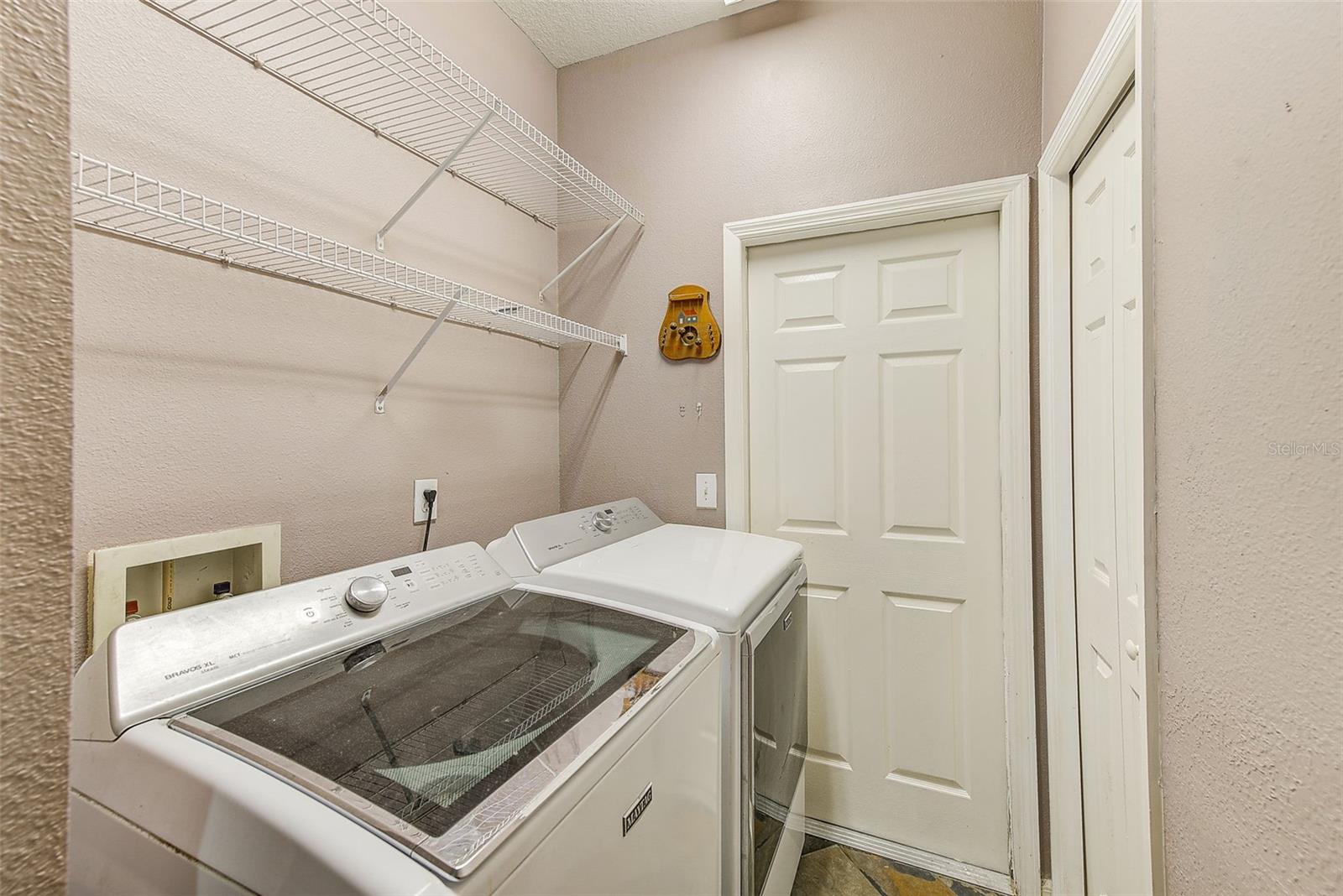 INDOOR LAUNDRY ROOM