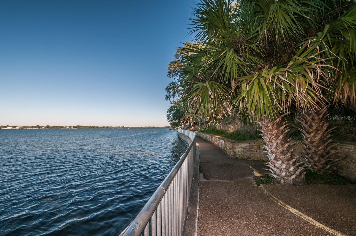 Philippe Park along the bay