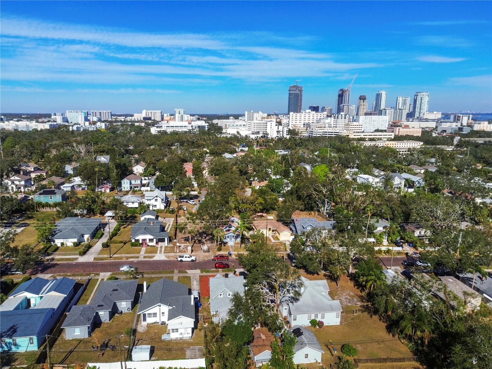 Close to downtown St Pete