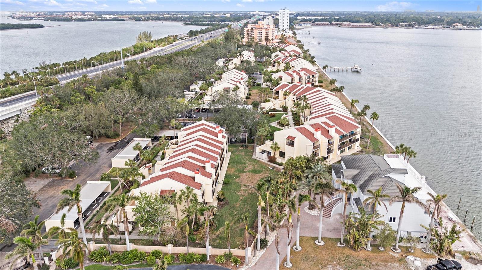 Aerial View 7540 SUNSHINE SKYWAY LN S, #220, SAINT PETERSBURG, FL 33711