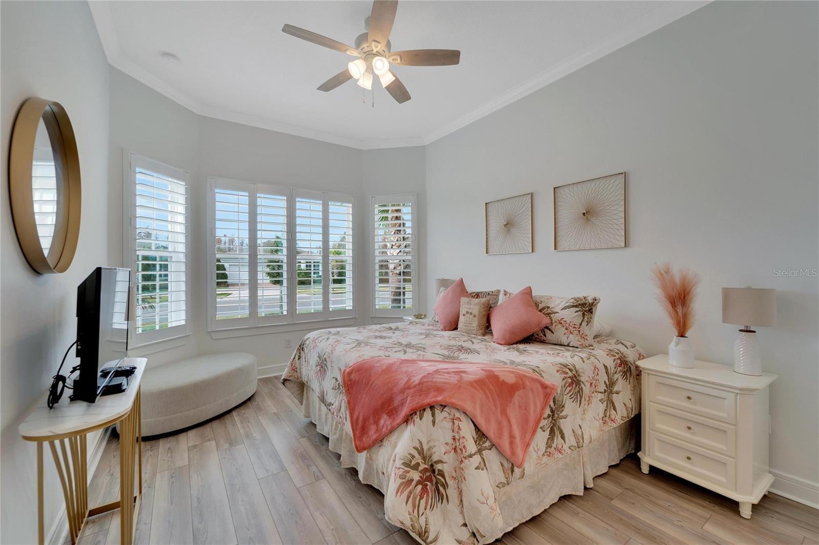 Guest bedroom with bay window