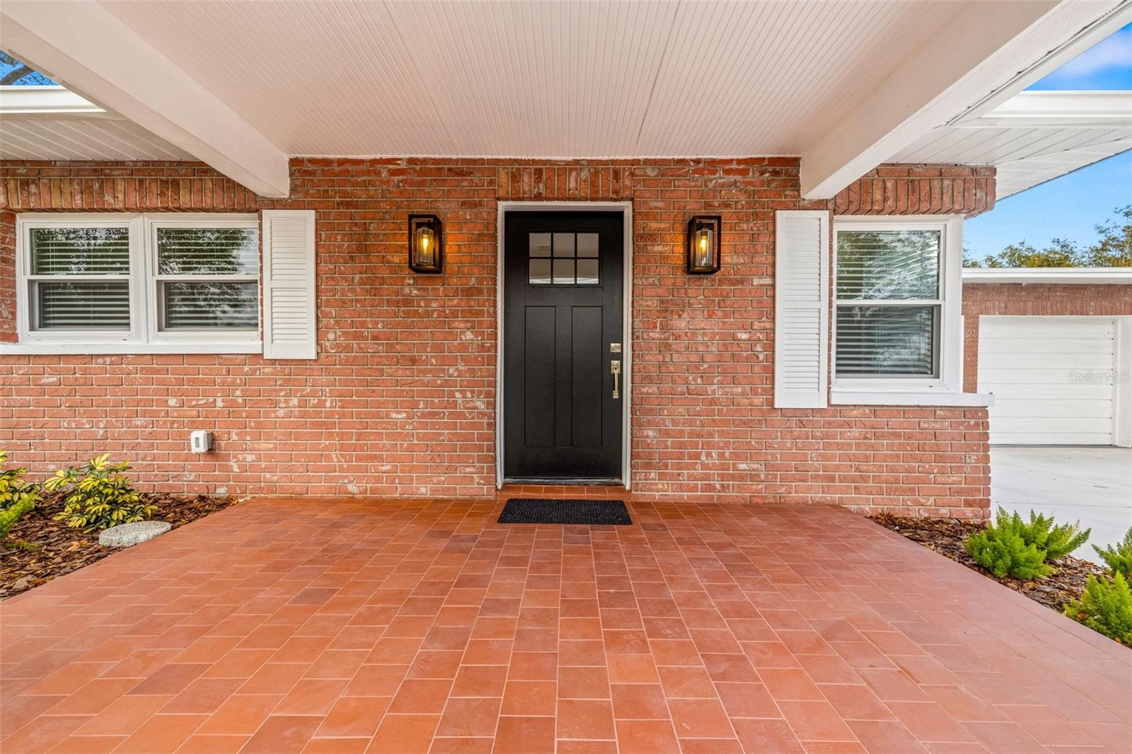 New entry facade with columns/porch