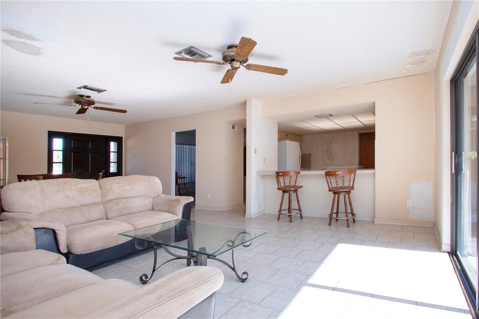 Living room showing breakfast bar