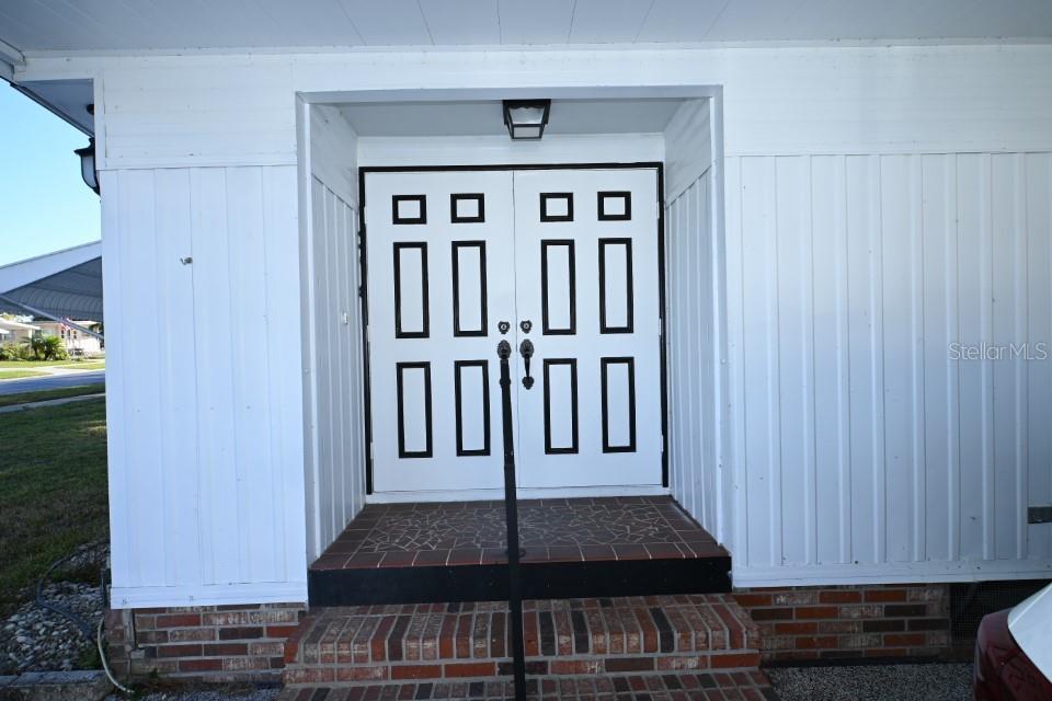 French door entry way formal lvg rm