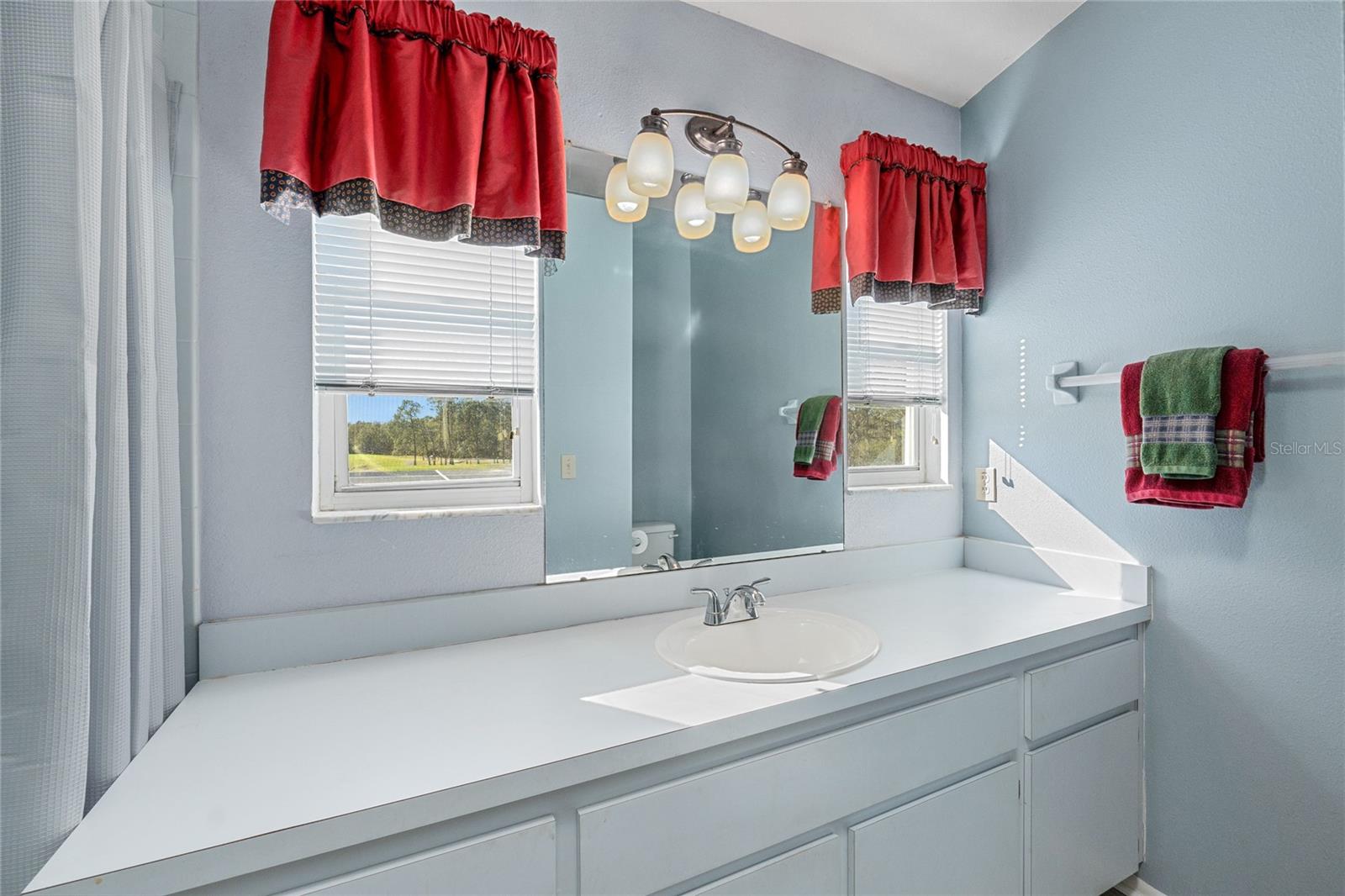 Bathroom 2 with spacious countertop