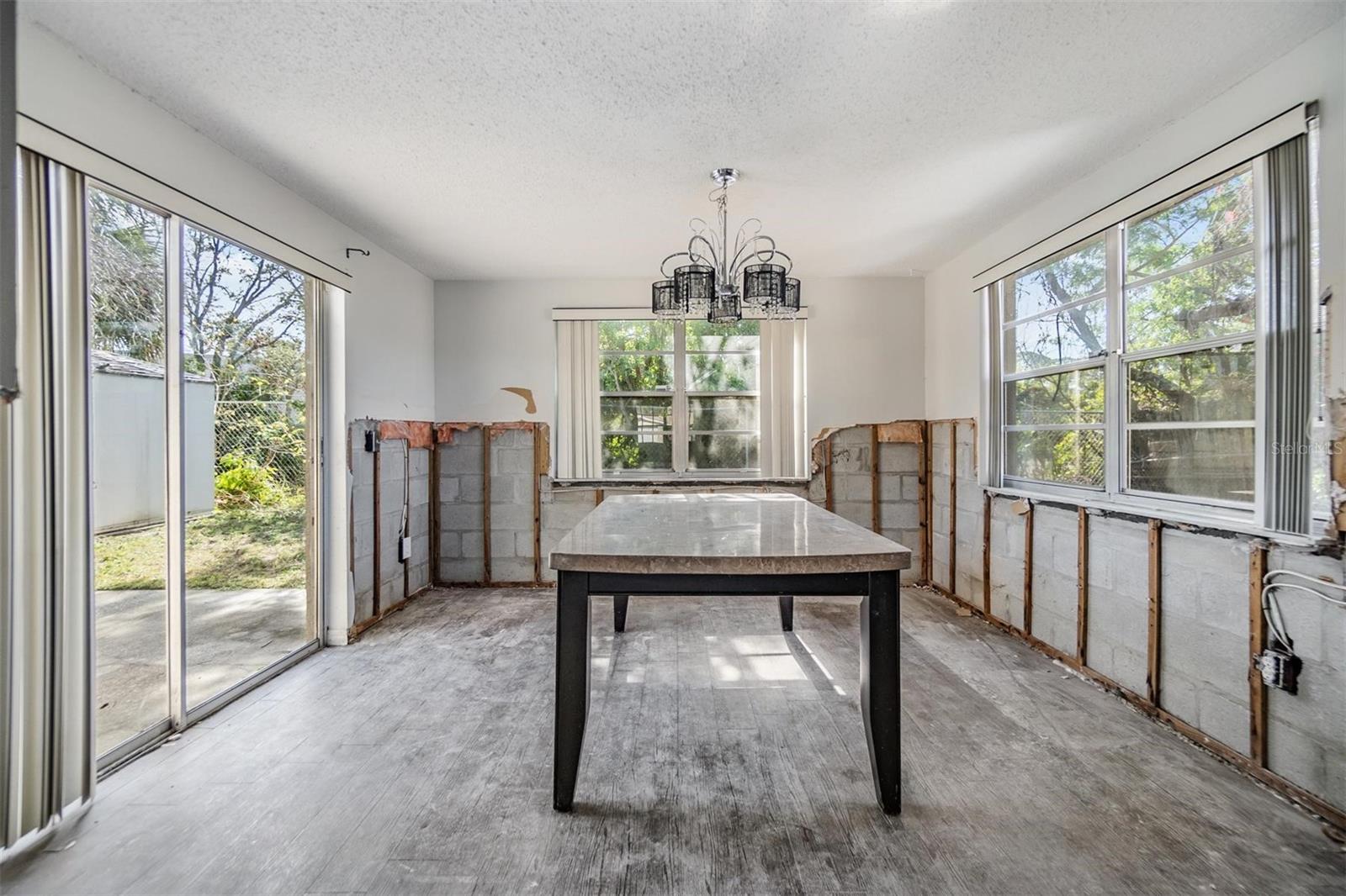 Dining room or possible 3rd bedroom.