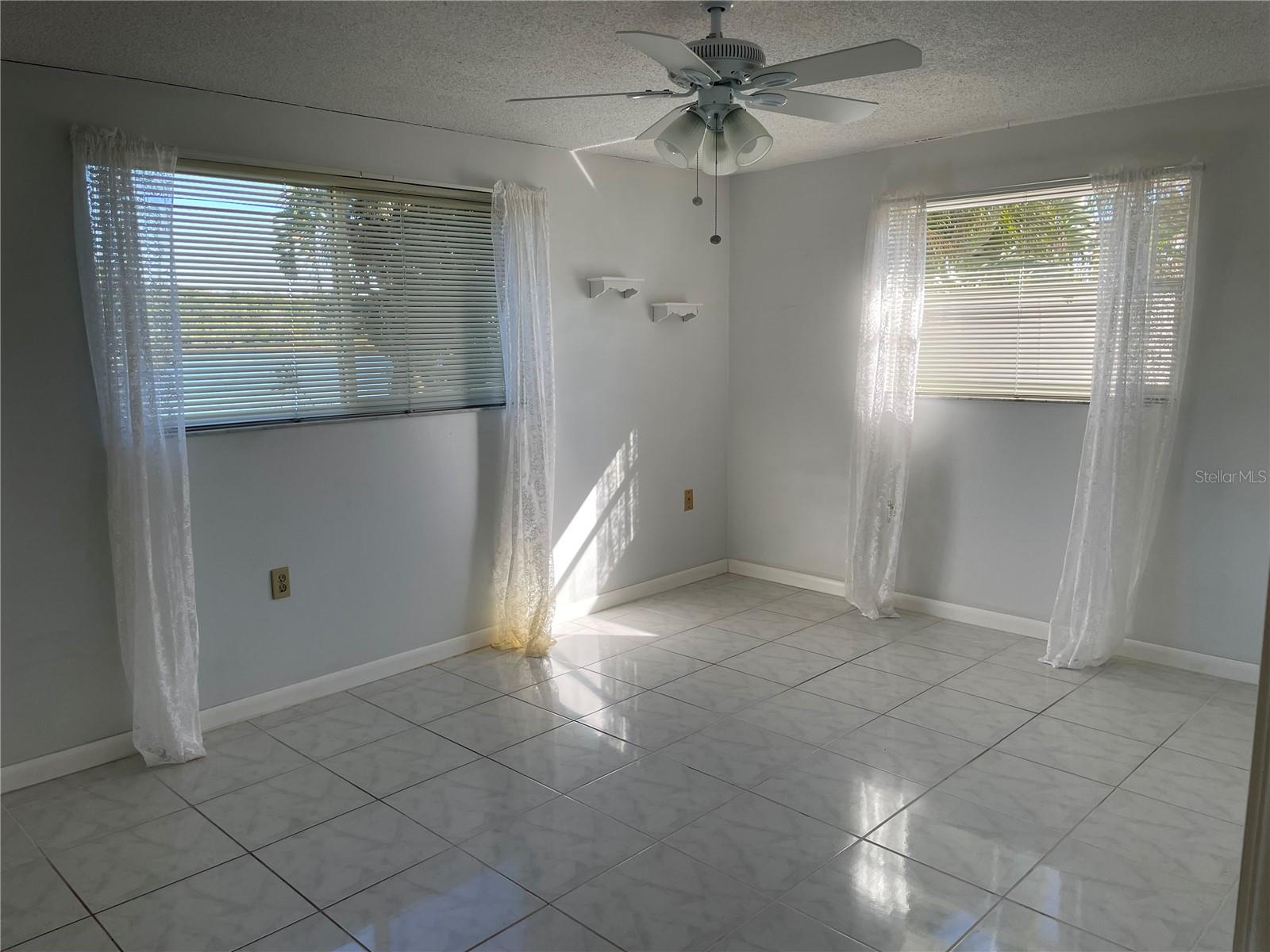 Guest bedroom