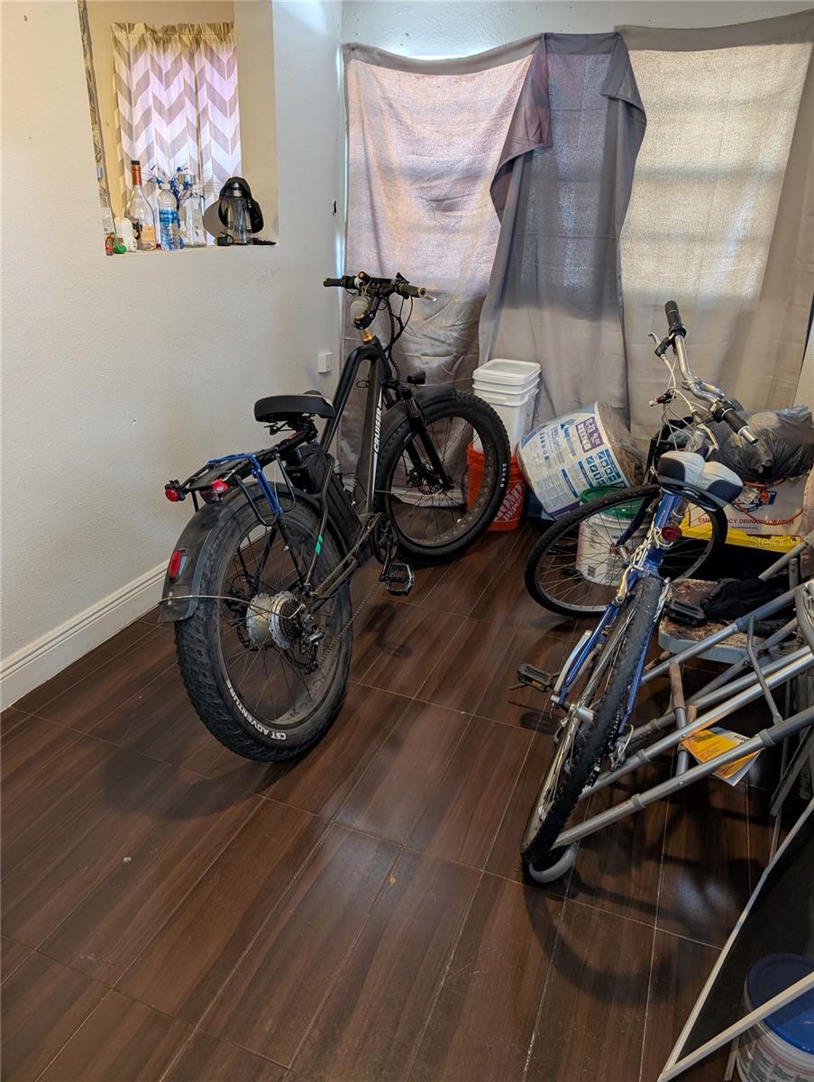 Front room/mud room