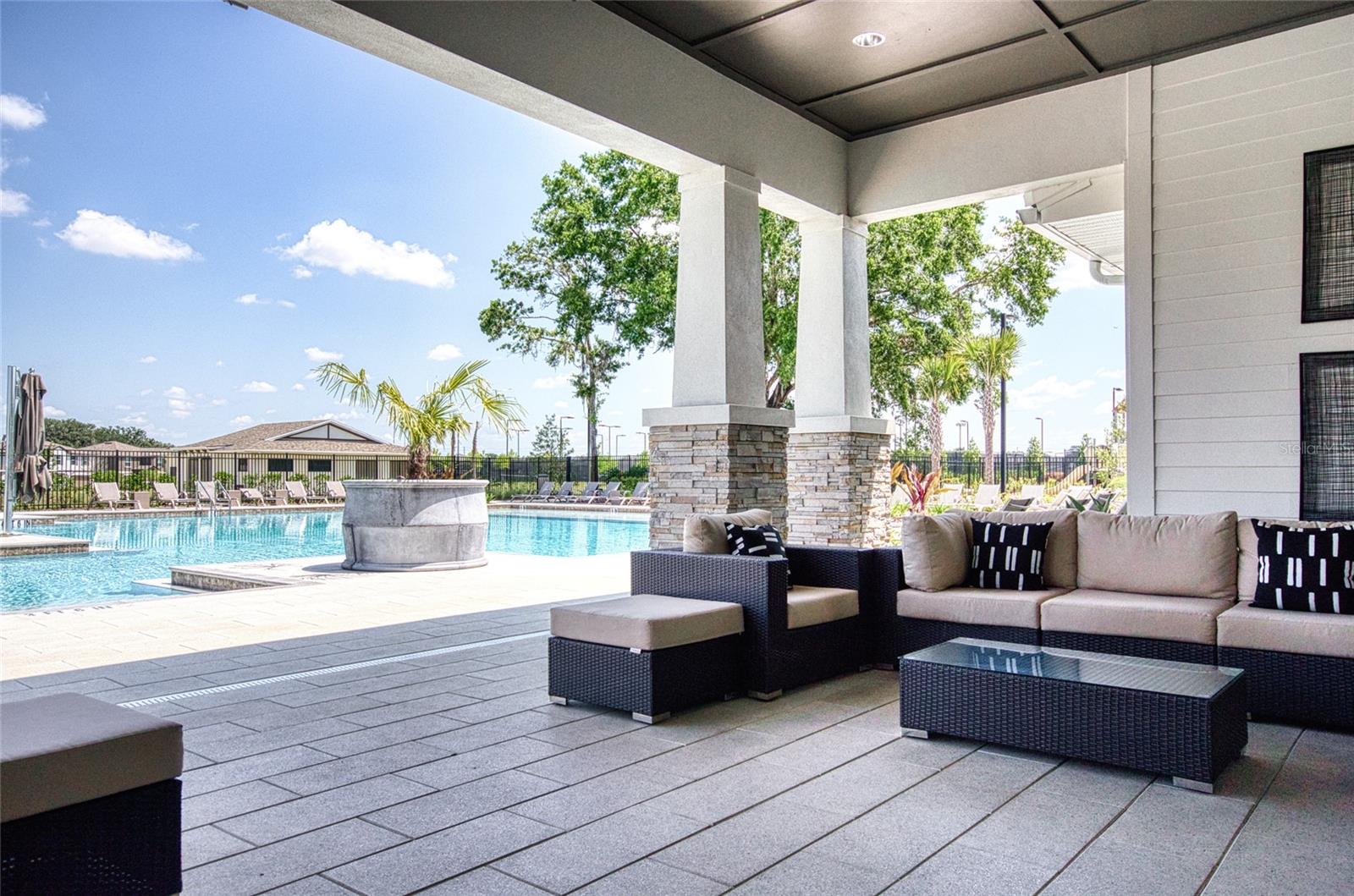 Clubhouse Porch & Swing