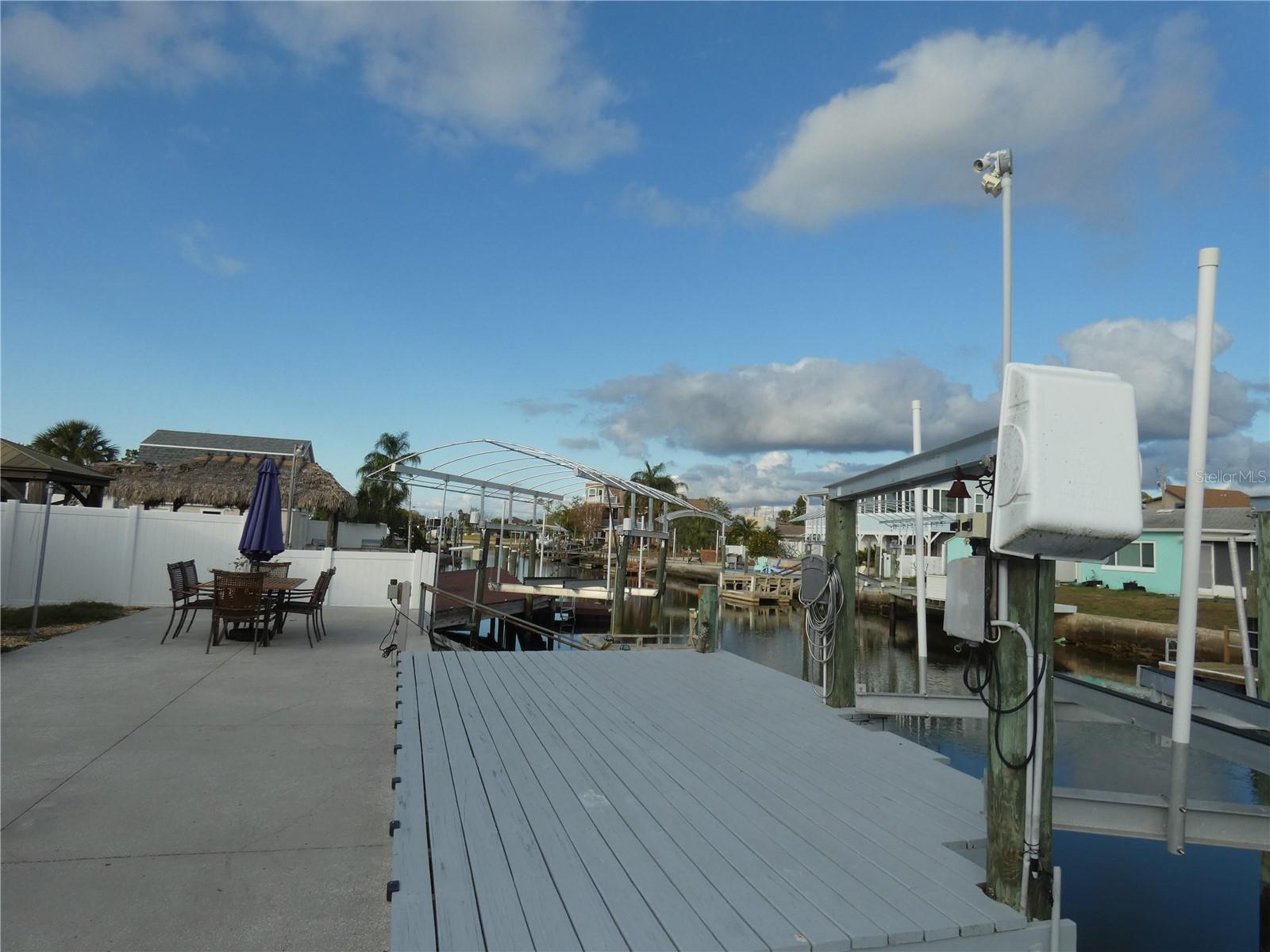 Large fixed dock and floating dock to add space