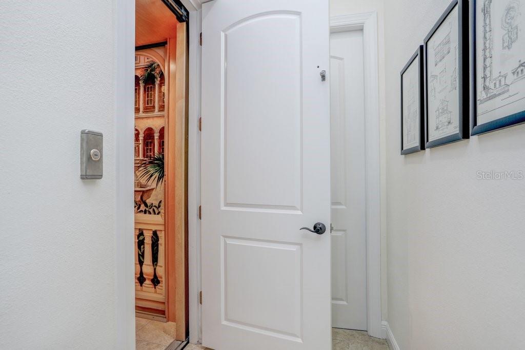 Entry Foyer w/Elevator Entry