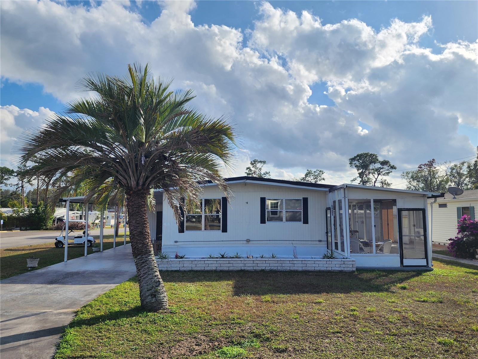 Corner lot, North facing.