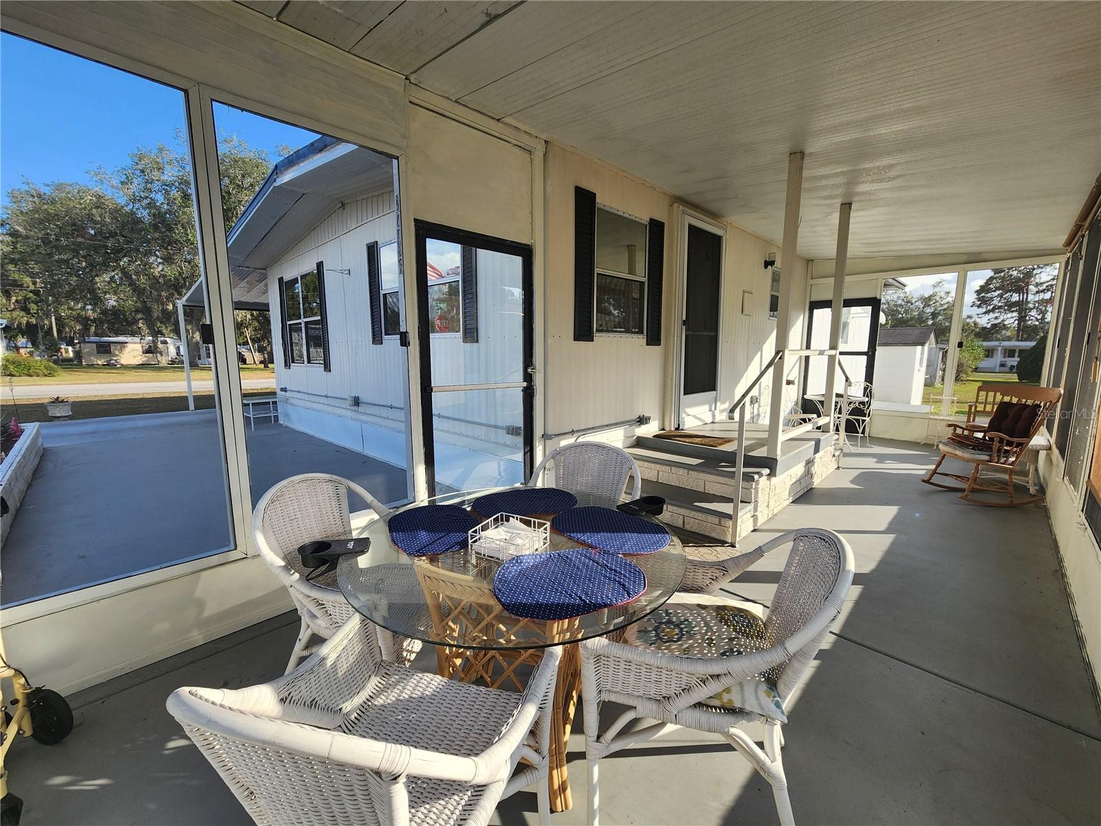 Screen porch.