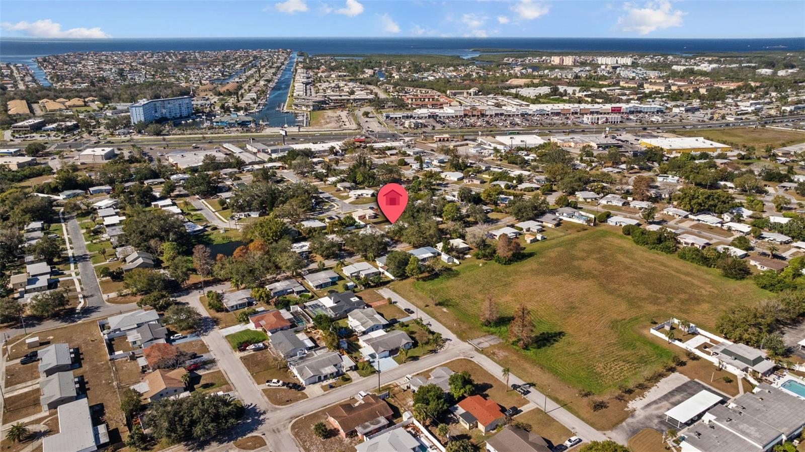 Aerial view of neighborhood & location