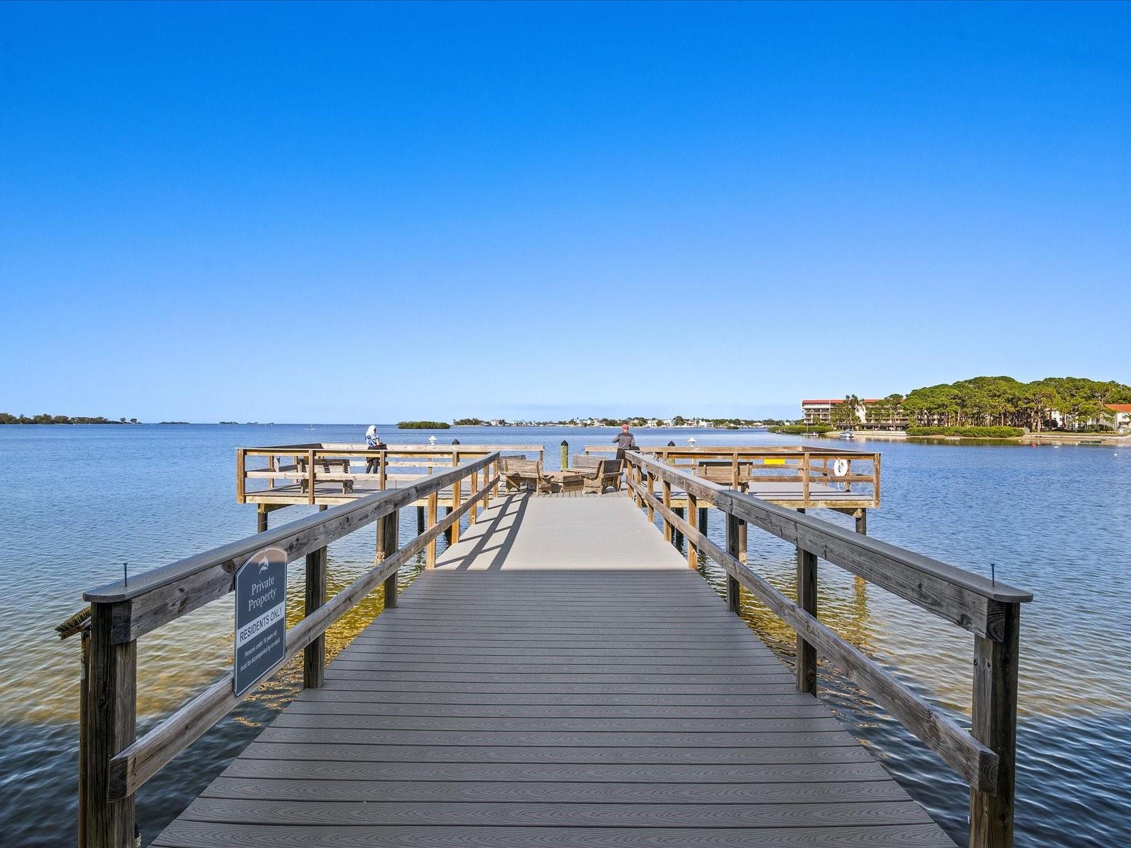 Residents gather for Happy Hour on the Pier