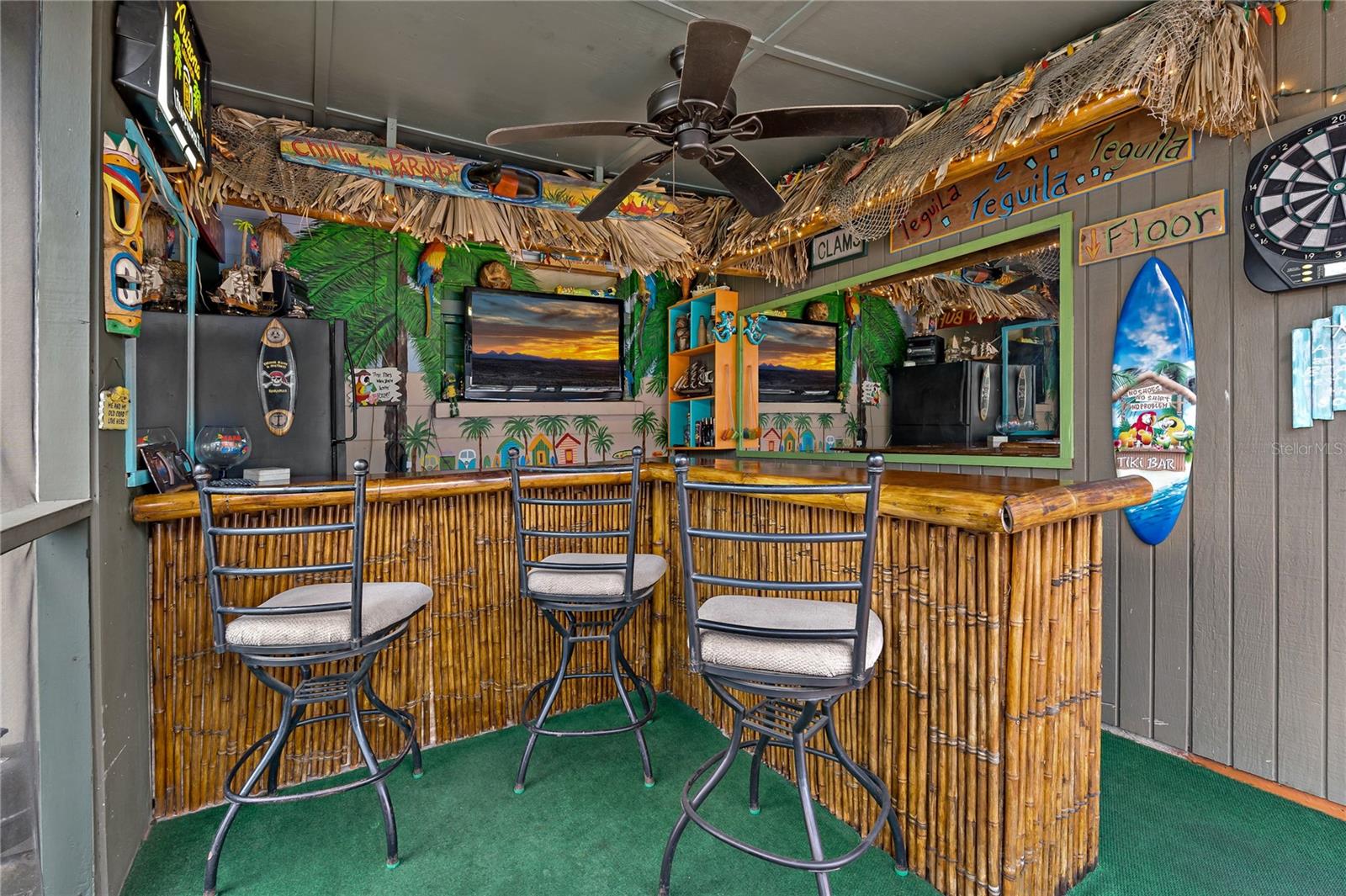 Tiki Bar