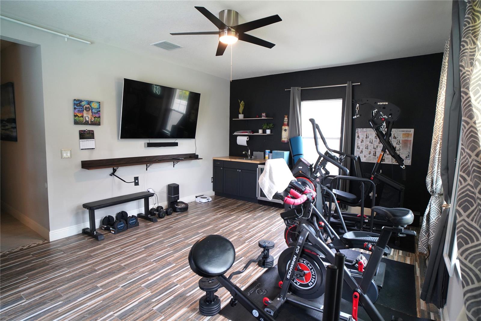 Bonus room turned gym