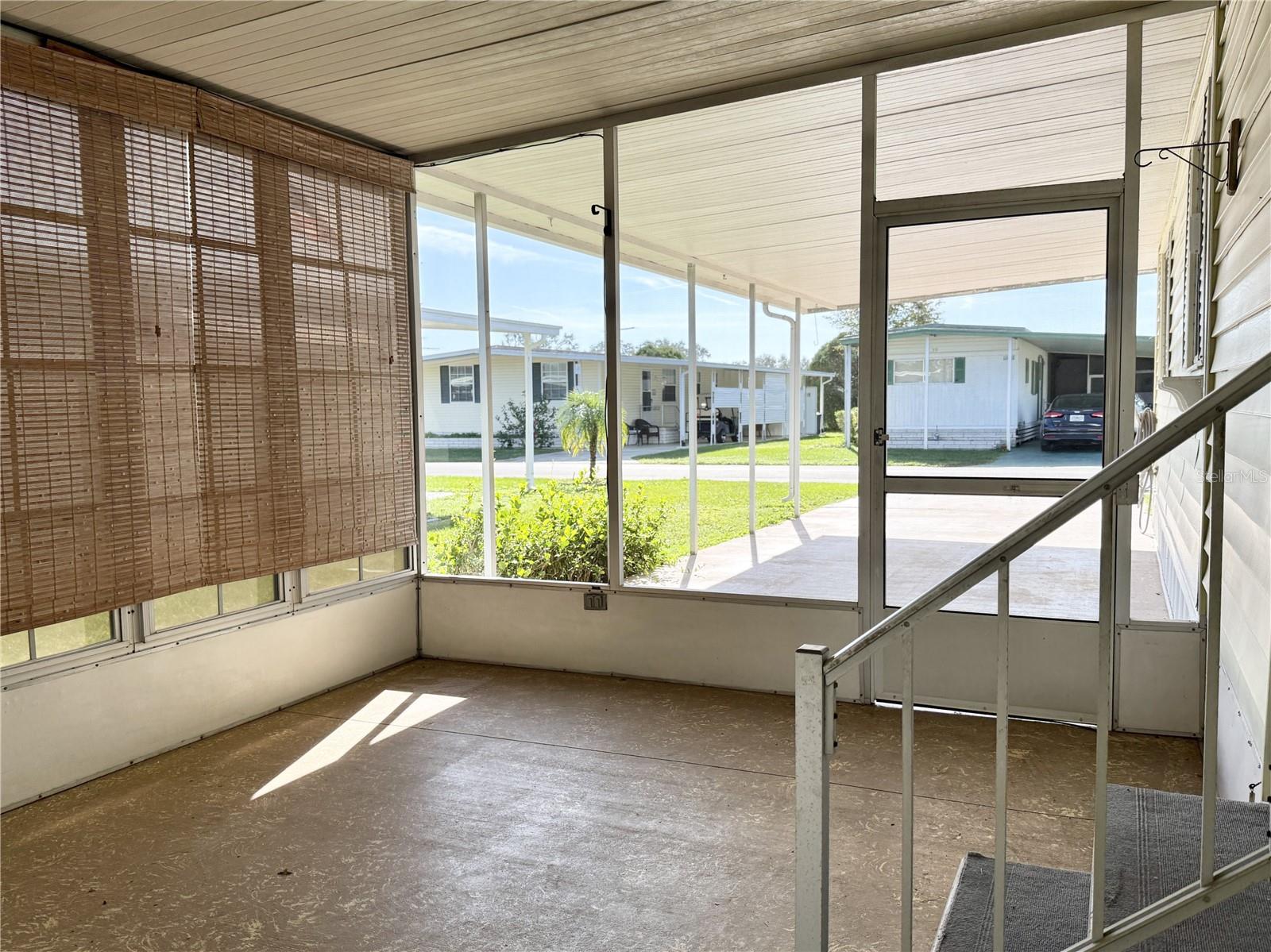 Screened Patio - 11'2" x 22'2"