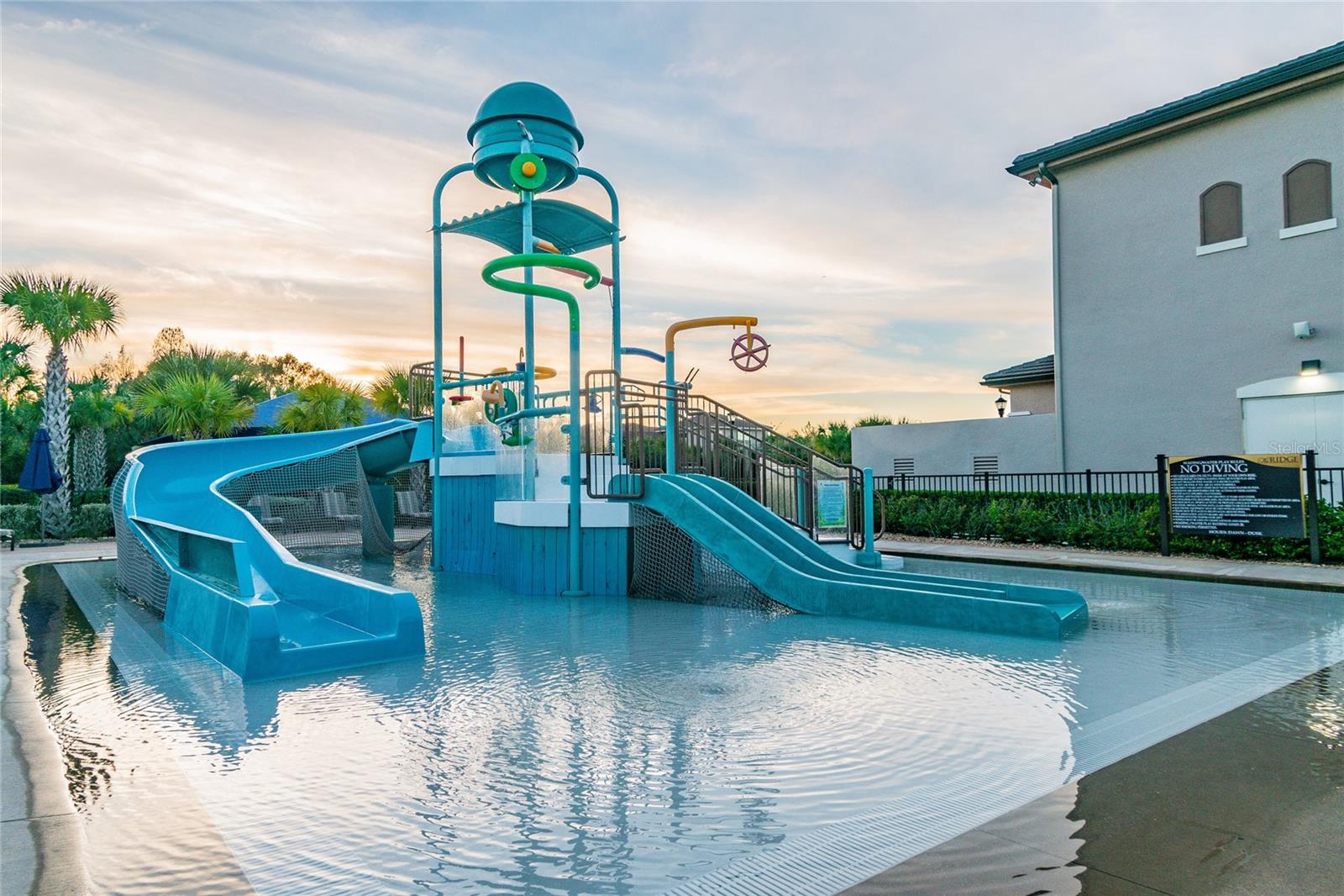 kiddie splash pad