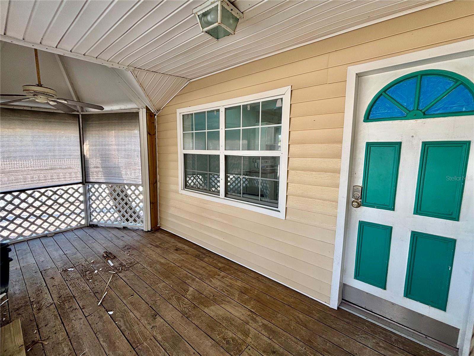 Cottage 4 - Front Porch