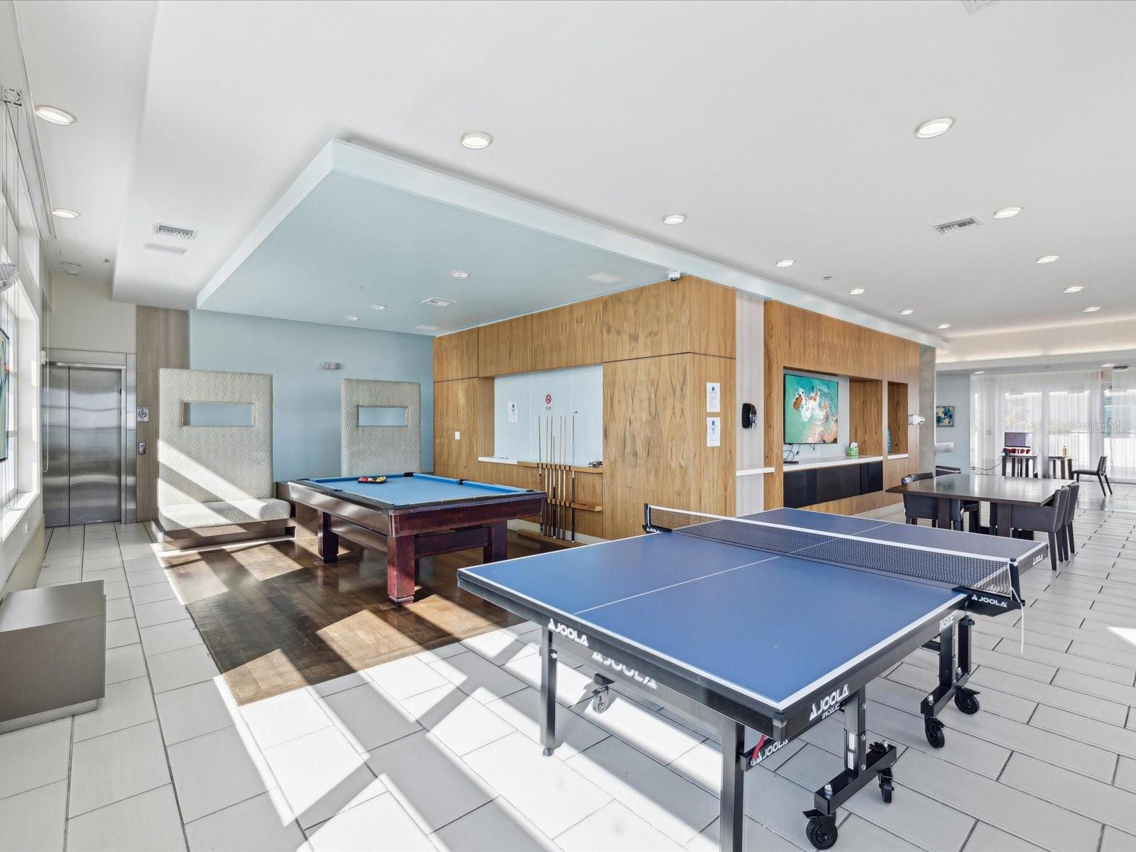 Clubhouse w/ Pool Table & Table Tennis