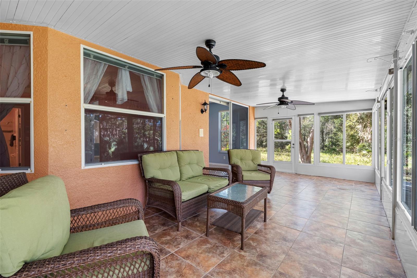 Spacious Florida Room with beautiful nature views