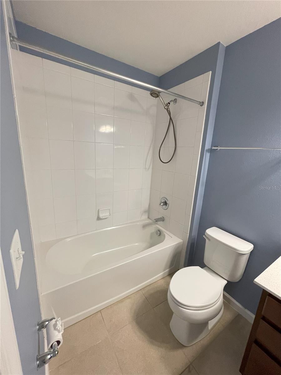 2nd floor bathroom