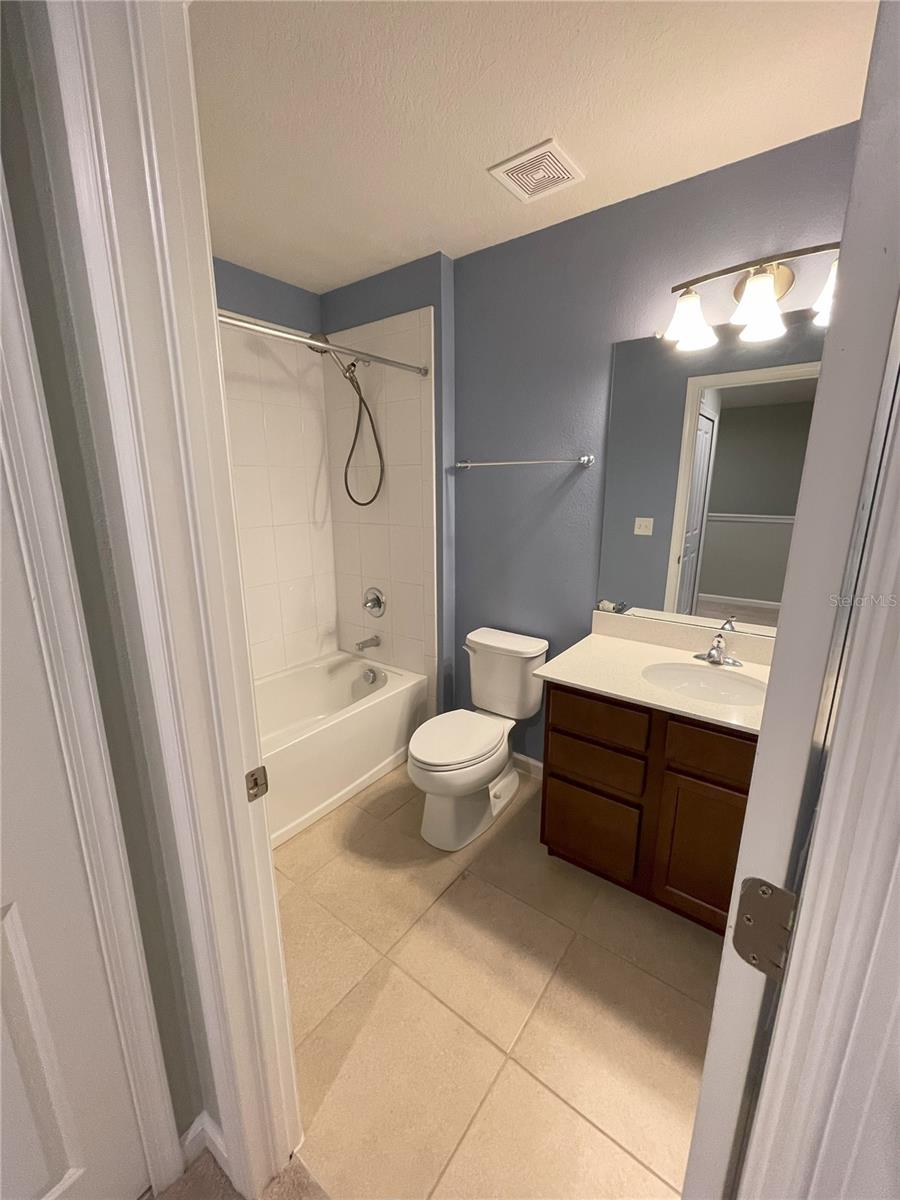 2nd floor bathroom