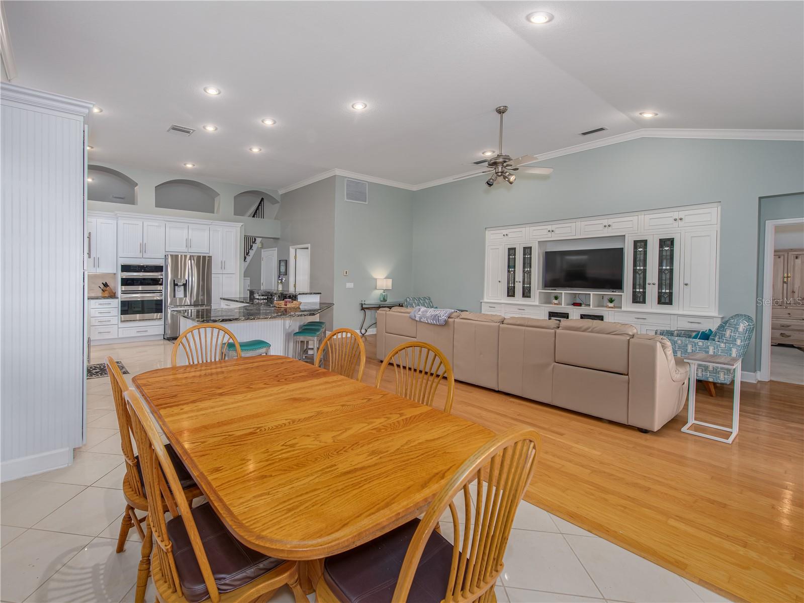 Kitchen nook