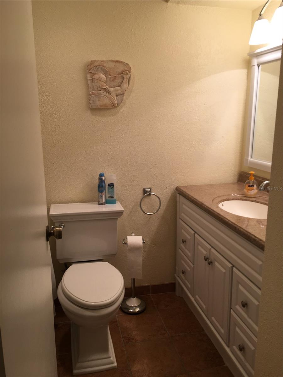 Guest full Bathroom with Tub